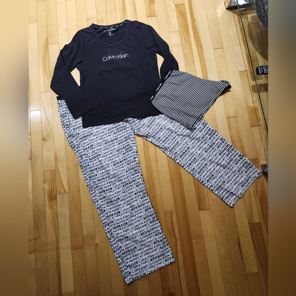Calvin Klein Sleepwear pyjamas - Picture 2 of 11
